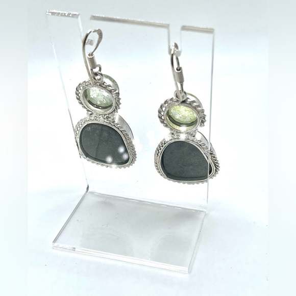 Cowrie Shell Earrings 2 1/4” - Picture 3 of 4